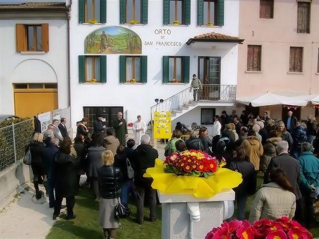 inaugurazione_orto_di_san_francesco_13_marzo_2010.jpg inaugurazione_orto_di_san_francesco_13_marzo_2010.jpg